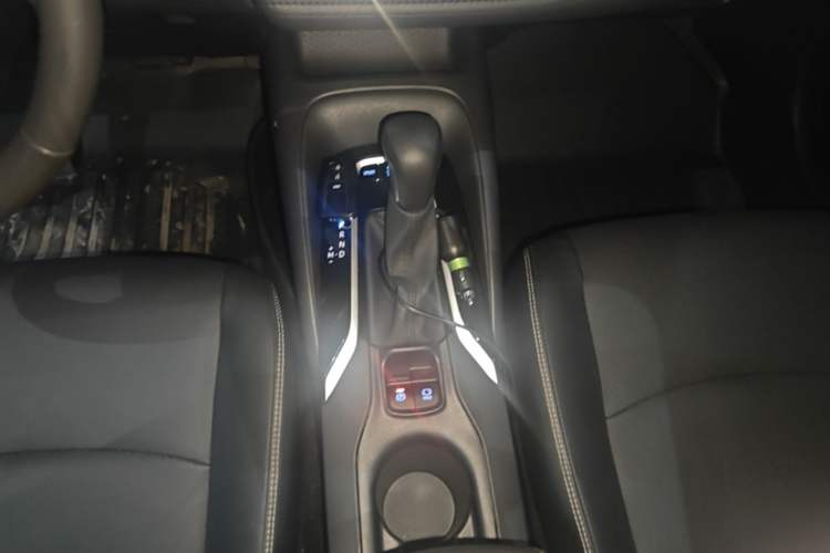 Used Toyota Corolla 2021 1.2T S-CVT Luxury Edition Gear Lever