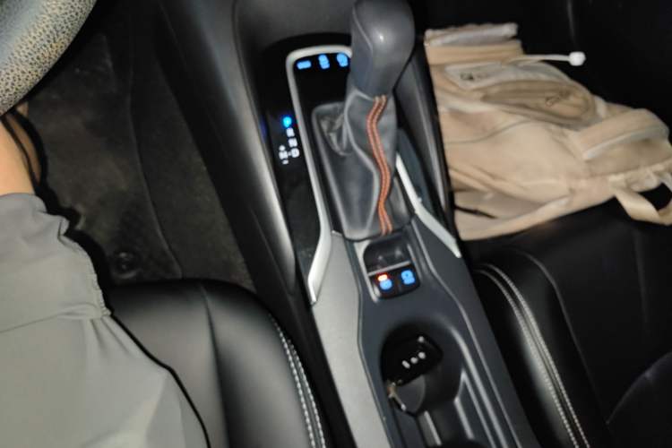 Used Toyota Corolla 2021 1.2T S-CVT Pioneer PLUS Edition Gear Lever