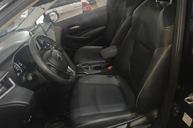 Used Toyota Corolla 2021 1.2T S-CVT Luxury Edition Left Front Seat