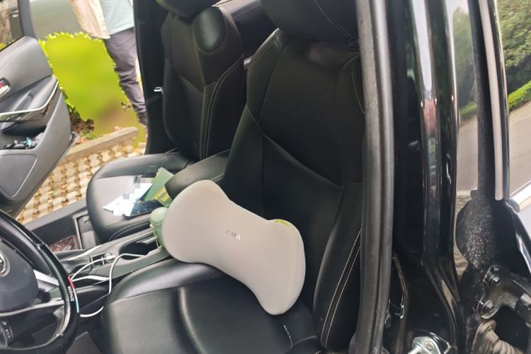 Used Toyota Corolla 2021 Dual-Motor 1.8L E-CVT Elite Edition Left Front Seat