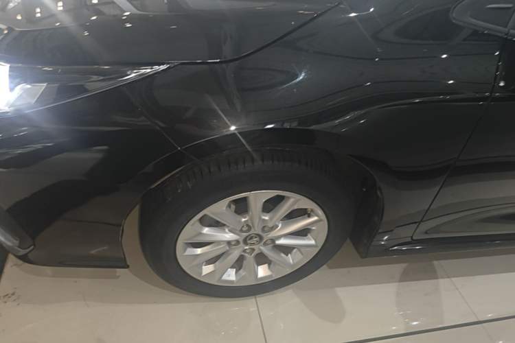 Used Toyota Corolla 2021 1.2T S-CVT Luxury Edition Left Front Wheel Hub