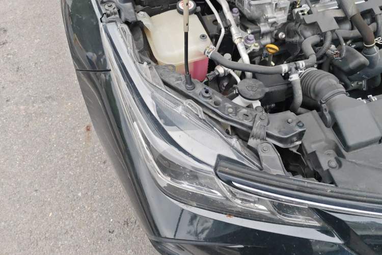 Used Toyota Corolla 2021 Dual-Motor 1.8L E-CVT Elite Edition Right Front Headlight