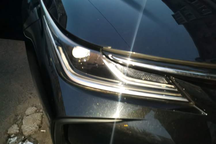Used Toyota Corolla 2021 TNGA 1.5L CVT Elite Edition Right Front Headlight