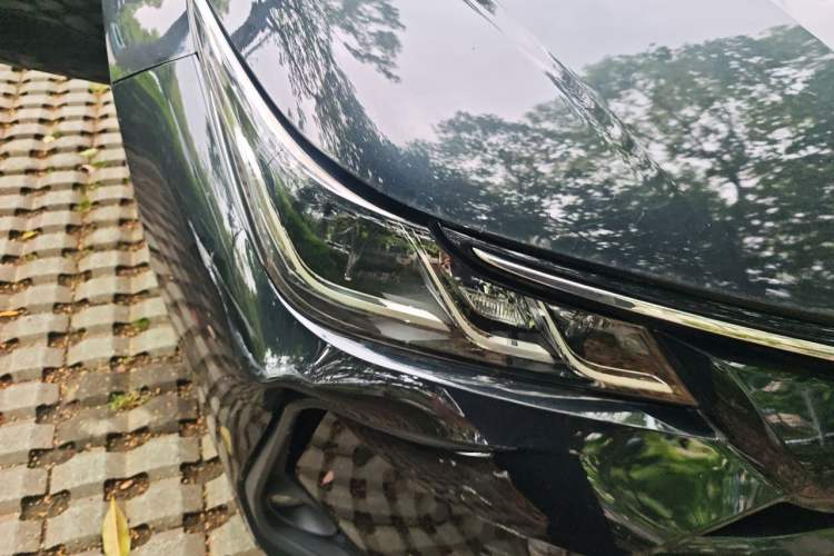 Used Toyota Corolla 2021 Dual-Motor 1.8L E-CVT Elite Edition Right Front Headlight