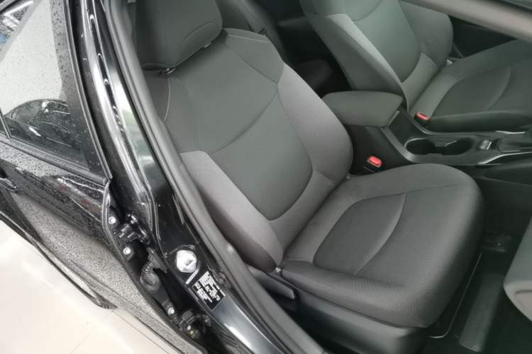 Used Toyota Corolla 2021 1.2T S-CVT Pioneer Edition Right Front Seat