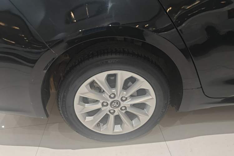 Used Toyota Corolla 2021 1.2T S-CVT Luxury Edition Right Rear Wheel Hub