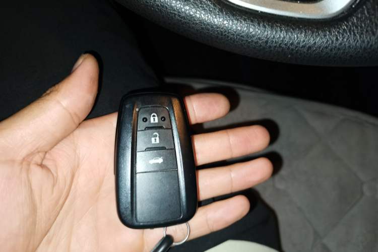 Used Toyota Corolla 2021 TNGA 1.5L CVT Elite Edition Vehicle Key