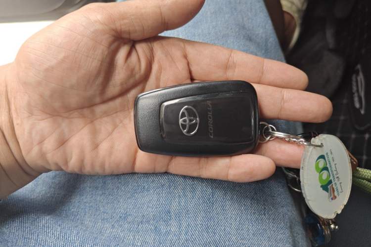 Used Toyota Corolla 2021 TNGA 1.5L CVT Elite Edition Vehicle Key