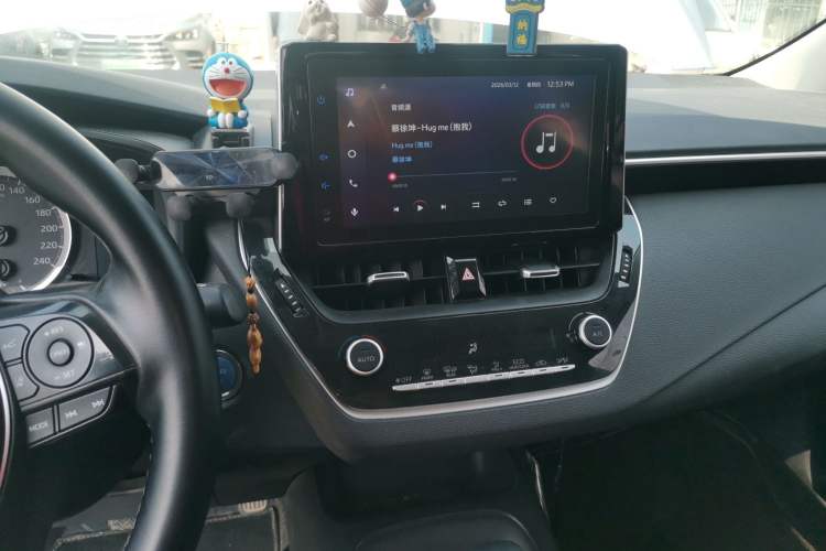 Used Toyota Corolla 2021 Dual-Motor 1.8L E-CVT Elite Edition Audio And AC Panel
