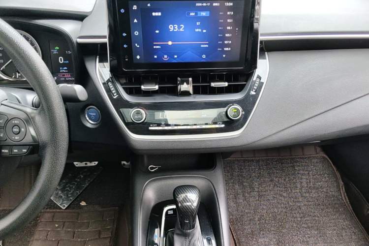 Used Toyota Corolla 2021 Dual-Motor 1.8L E-CVT Elite Edition Audio And AC Panel
