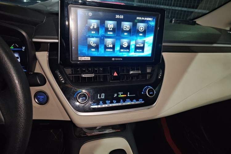 Used Toyota Corolla 2021 Dual-Motor 1.8L E-CVT Elite Edition Audio And AC Panel