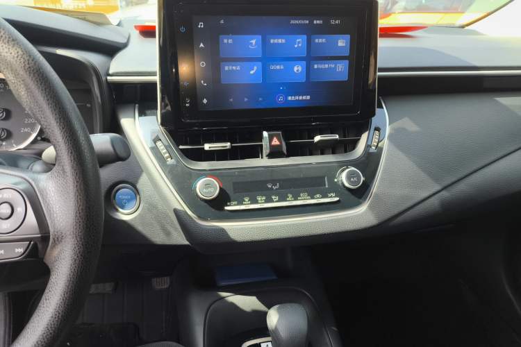 Used Toyota Corolla 2021 Dual-Motor 1.8L E-CVT Elite Edition Audio And AC Panel