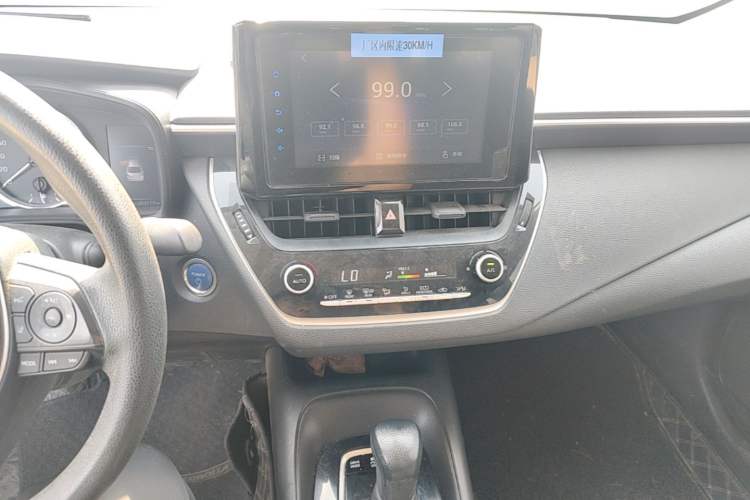 Used Toyota Corolla 2021 Dual-Engine 1.8L E-CVT Pioneer Edition Audio And AC Panel