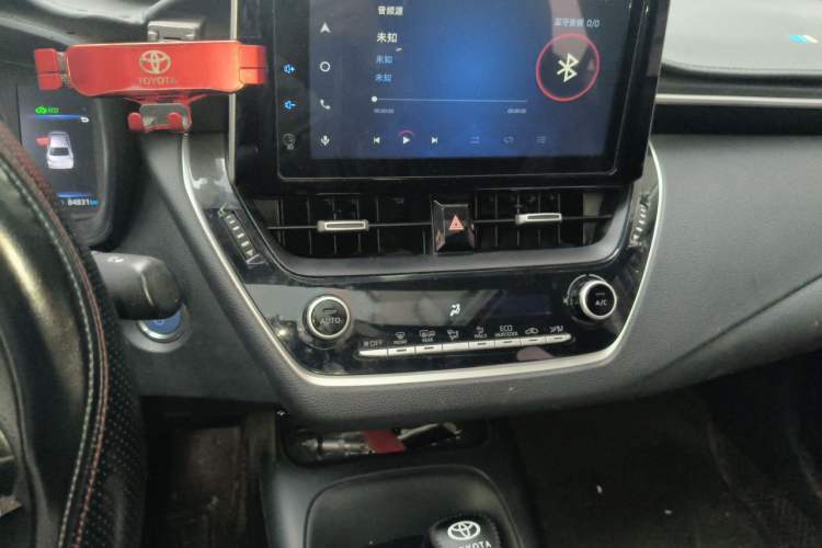 Used Toyota Corolla 2021 Dual-Motor 1.8L E-CVT Elite Edition Audio And AC Panel