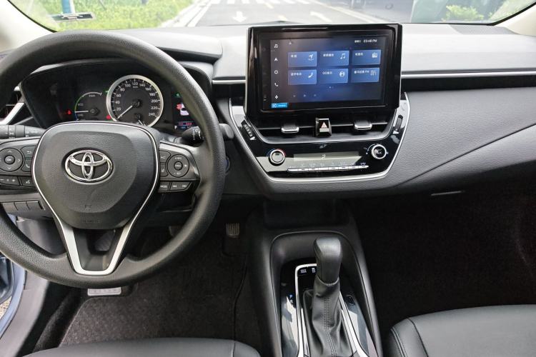 Used Toyota Corolla 2021 Dual-Motor 1.8L E-CVT Elite Edition Audio And AC Panel