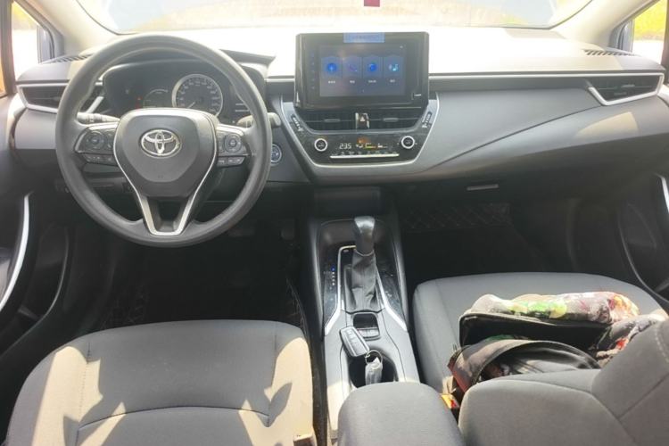 Used Toyota Corolla 2021 Dual-Engine 1.8L E-CVT Pioneer Edition Center Console
