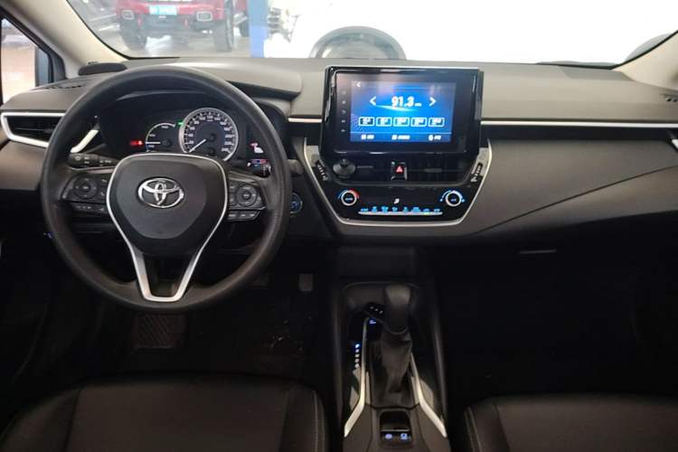 Used Toyota Corolla 2021 Dual-Engine 1.8L E-CVT Pioneer Edition Center Console
