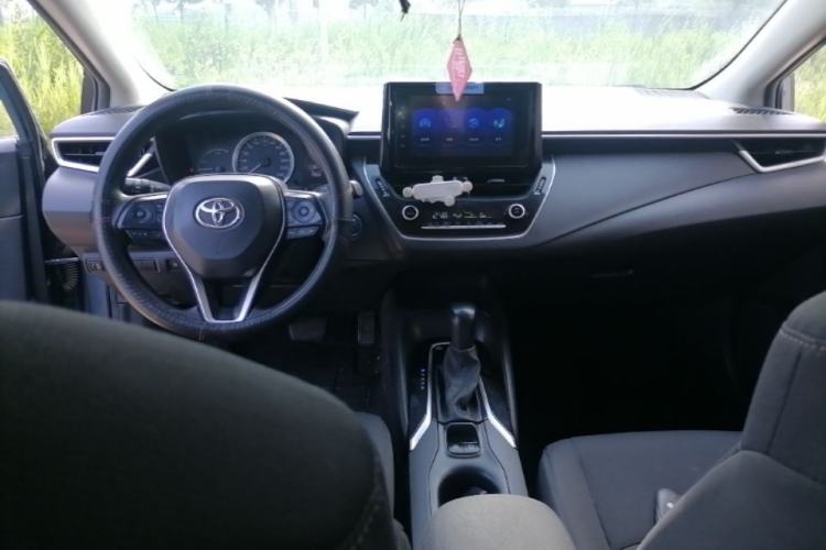 Used Toyota Corolla 2021 Dual-Engine 1.8L E-CVT Pioneer Edition Center Console