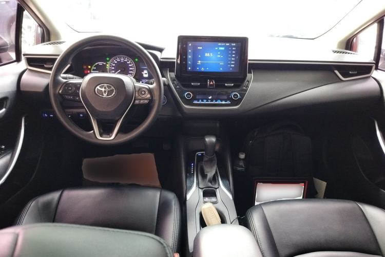 Used Toyota Corolla 2021 Dual-Motor 1.8L E-CVT Elite Edition Center Console
