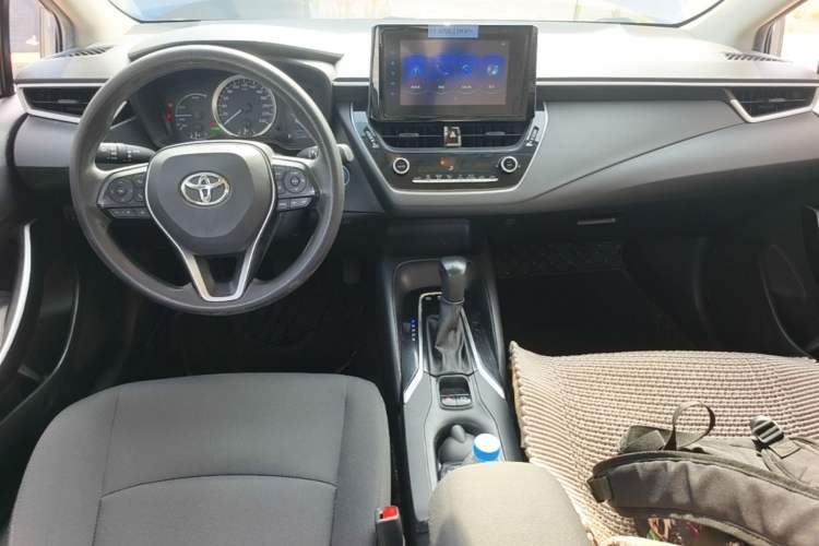 Used Toyota Corolla 2021 Dual-Engine 1.8L E-CVT Pioneer Edition Center Console