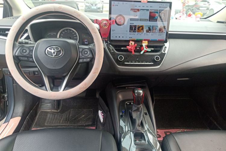 Used Toyota Corolla 2021 Dual-Motor 1.8L E-CVT Elite Edition Center Console