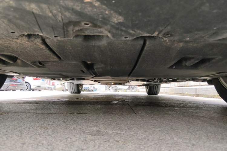 Used Toyota Corolla 2021 Dual-Motor 1.8L E-CVT Elite Edition Chassis Front