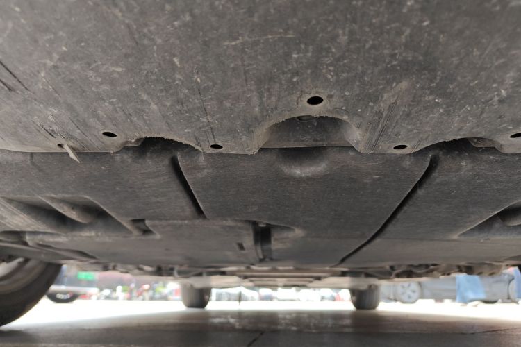 Used Toyota Corolla 2021 Dual-Motor 1.8L E-CVT Elite Edition Chassis Front