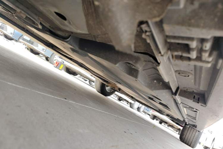 Used Toyota Corolla 2021 Dual-Engine 1.8L E-CVT Pioneer Edition Chassis Front Left