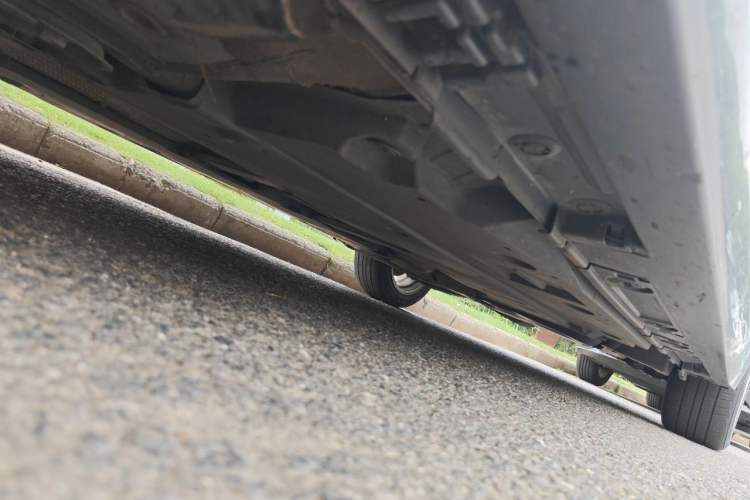 Used Toyota Corolla 2021 Dual-Motor 1.8L E-CVT Elite Edition Chassis Front Left