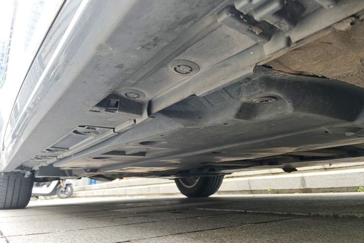Used Toyota Corolla 2021 Dual-Motor 1.8L E-CVT Elite Edition Chassis Front Right