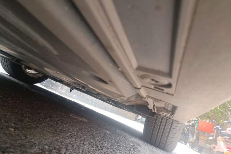 Used Toyota Corolla 2021 Dual-Motor 1.8L E-CVT Elite Edition Chassis Front Right