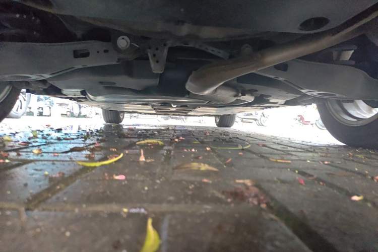 Used Toyota Corolla 2021 Dual-Motor 1.8L E-CVT Elite Edition Chassis Rear