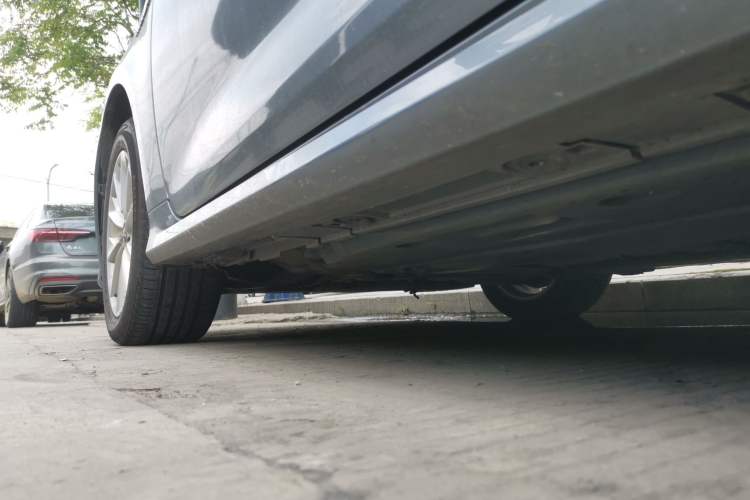 Used Toyota Corolla 2021 Dual-Motor 1.8L E-CVT Elite Edition Chassis Rear Left