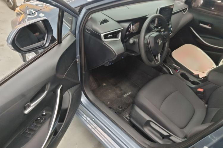 Used Toyota Corolla 2021 Dual-Motor 1.8L E-CVT Elite Edition Driver Seat