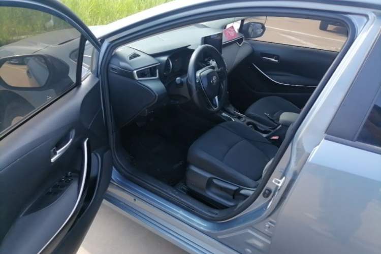 Used Toyota Corolla 2021 Dual-Engine 1.8L E-CVT Pioneer Edition Driver Seat
