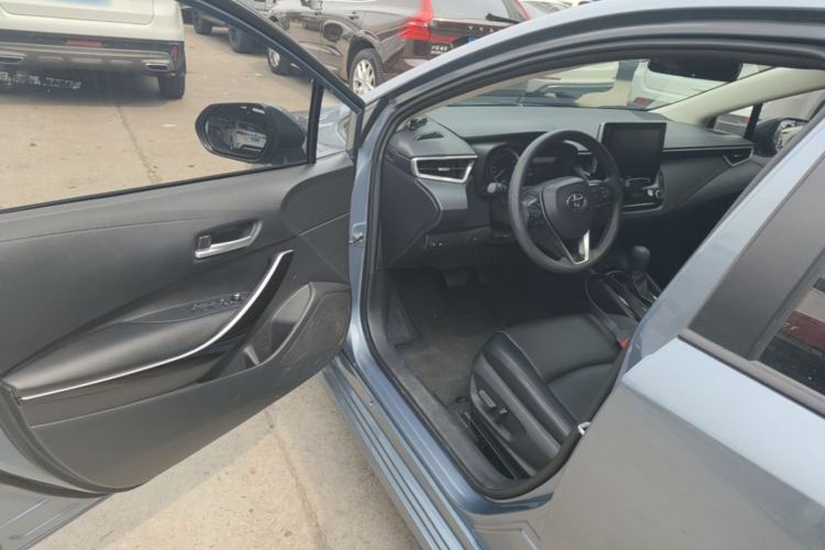 Used Toyota Corolla 2021 Dual-Motor 1.8L E-CVT Elite Edition Driver Seat