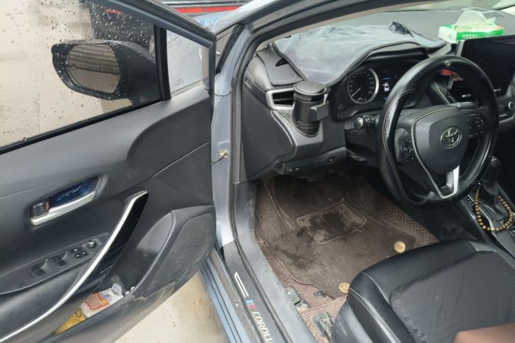 Used Toyota Corolla 2021 Dual-Motor 1.8L E-CVT Elite Edition Driver Seat