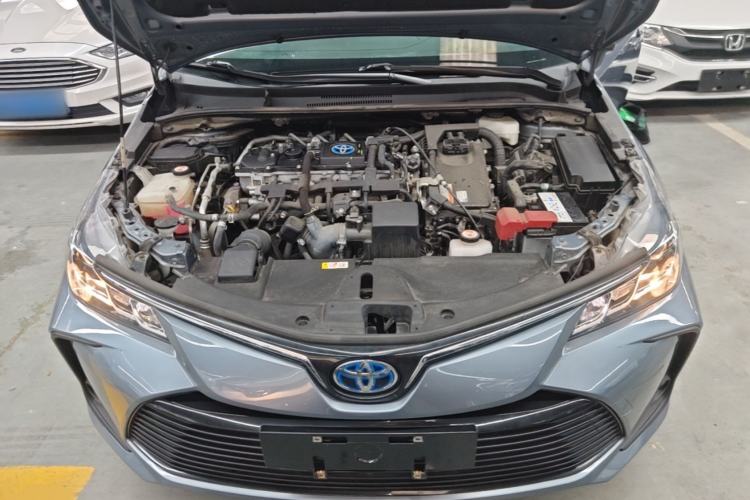 Used Toyota Corolla 2021 Dual-Motor 1.8L E-CVT Elite Edition Engine Bay
