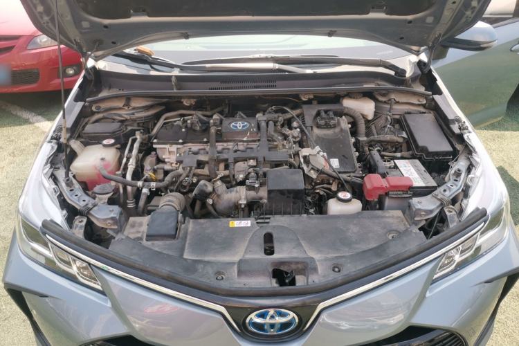 Used Toyota Corolla 2021 Dual-Motor 1.8L E-CVT Elite Edition Engine Bay