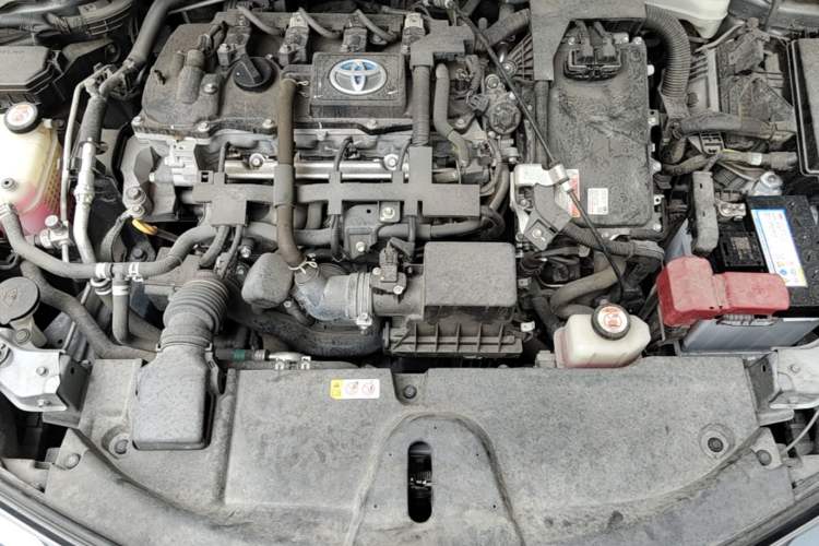 Used Toyota Corolla 2021 Dual-Motor 1.8L E-CVT Elite Edition Engine Bay