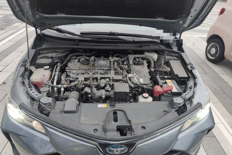 Used Toyota Corolla 2021 Dual-Motor 1.8L E-CVT Elite Edition Engine Bay