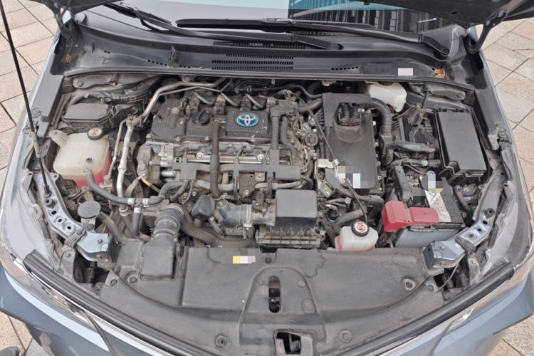 Used Toyota Corolla 2021 Dual-Motor 1.8L E-CVT Elite Edition Engine Bay