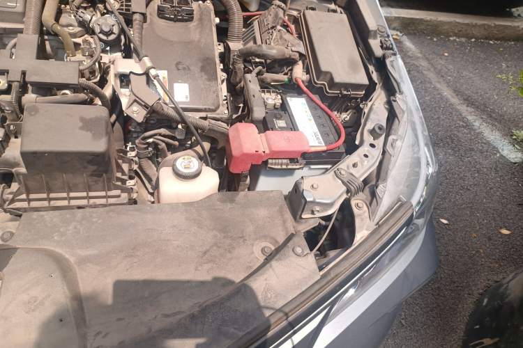 Used Toyota Corolla 2021 Dual-Motor 1.8L E-CVT Elite Edition Engine Bay Left