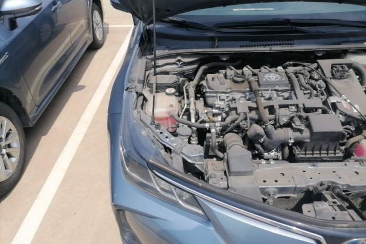 Used Toyota Corolla 2021 Dual-Engine 1.8L E-CVT Pioneer Edition Engine Bay Right