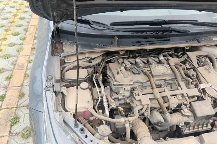 Used Toyota Corolla 2021 Dual-Motor 1.8L E-CVT Elite Edition Engine Bay Right