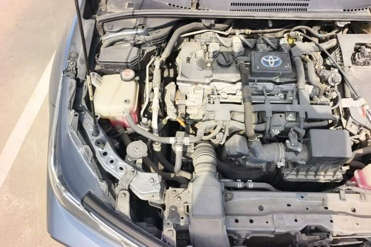 Used Toyota Corolla 2021 Dual-Engine 1.8L E-CVT Pioneer Edition Engine Bay Right
