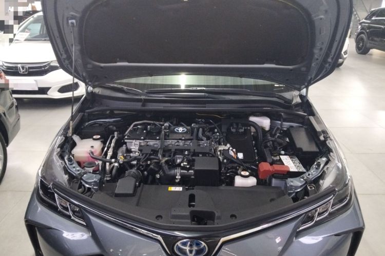 Used Toyota Corolla 2021 Dual-Motor 1.8L E-CVT Elite Edition Engine Bay
