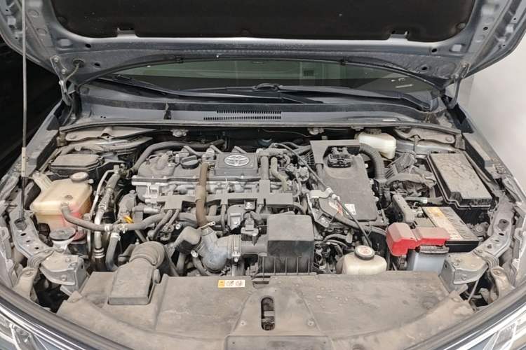 Used Toyota Corolla 2021 Dual-Motor 1.8L E-CVT Elite Edition Engine Bay