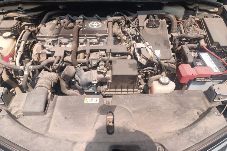 Used Toyota Corolla 2021 Dual-Motor 1.8L E-CVT Elite Edition Engine Bay