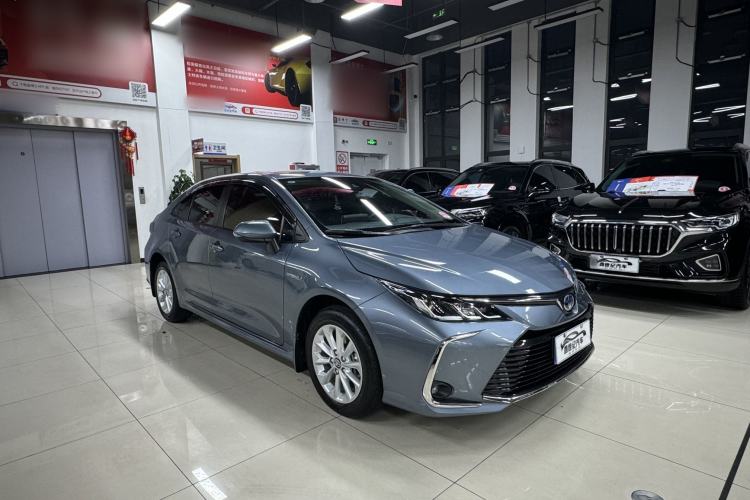 Used Toyota Corolla 2021 Dual-Motor 1.8L E-CVT Elite Edition Exterior 2